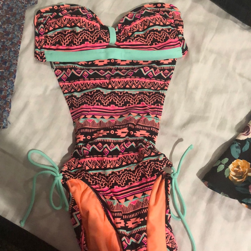 Bathinsuit